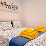 Airconditioned 2bed Poolside 아파트 *