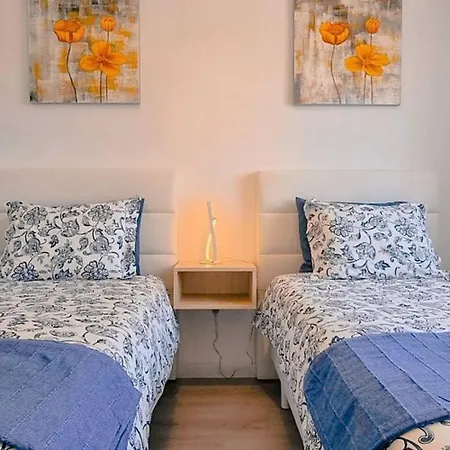 Puerto Del Carmen Airconditioned 2bed Poolside * Puerto del Carmen (Lanzarote)